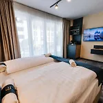 Hotel Auris 4*