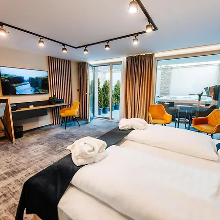 Hotel Auris 4*