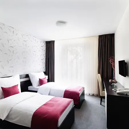 Auris Hotel