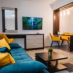 Auris Hotel