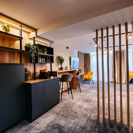 Auris Otel Segedin