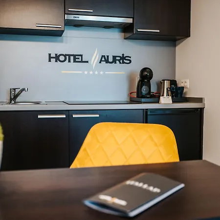 Auris Hotel