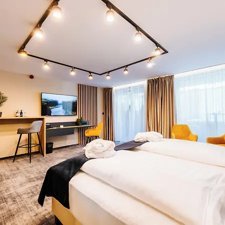 Auris 4* سيغيد