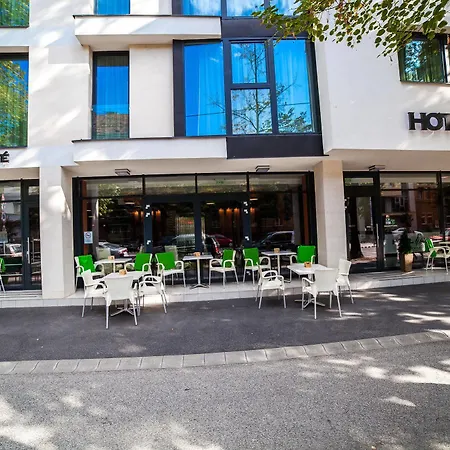 Auris Otel Segedin